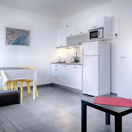 Apartmani Dule Komiža Exteriör bild