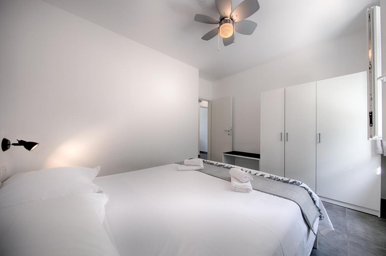 Apartmani Dule Komiža Exteriör bild