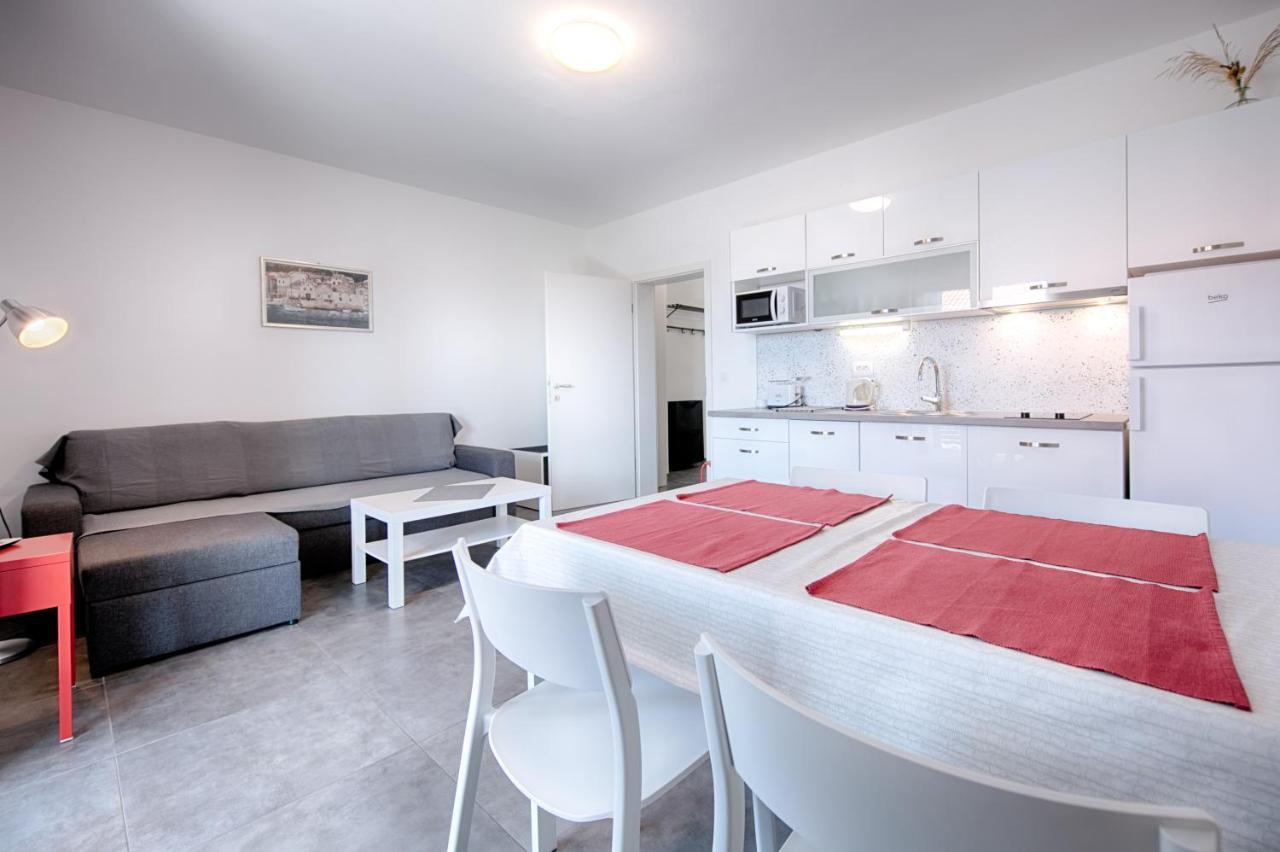 Apartmani Dule Komiža Exteriör bild