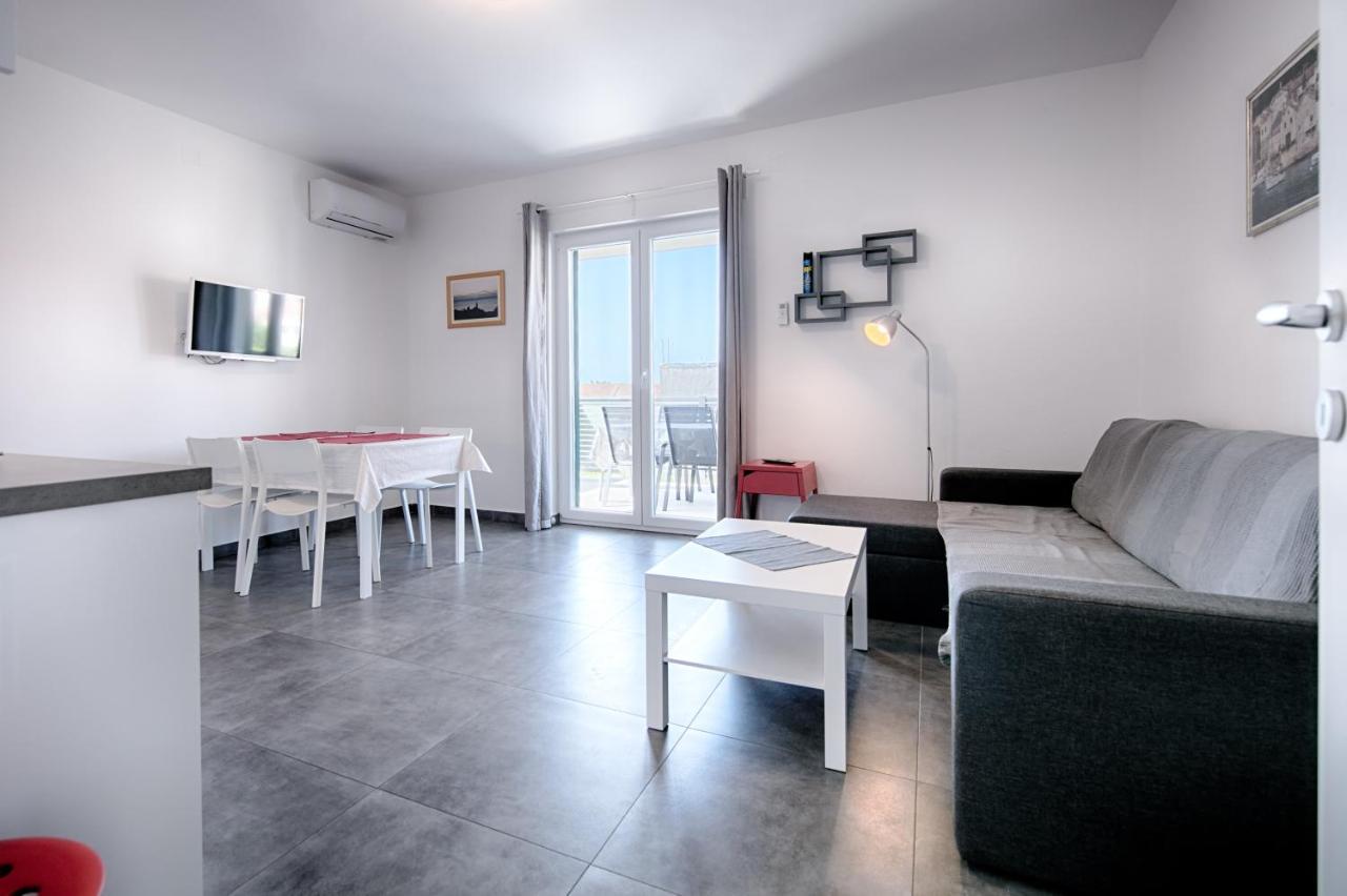 Apartmani Dule Komiža Exteriör bild