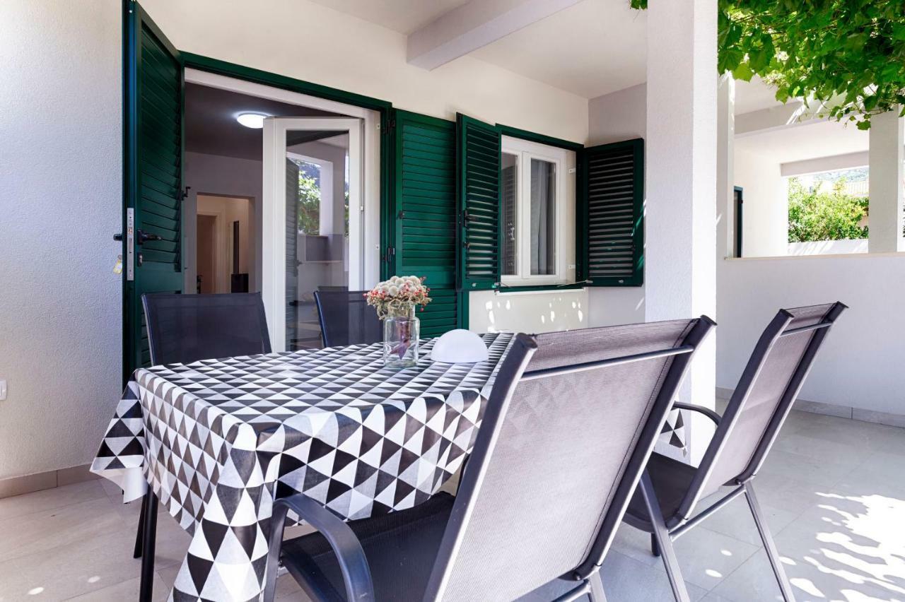 Apartmani Dule Komiža Exteriör bild