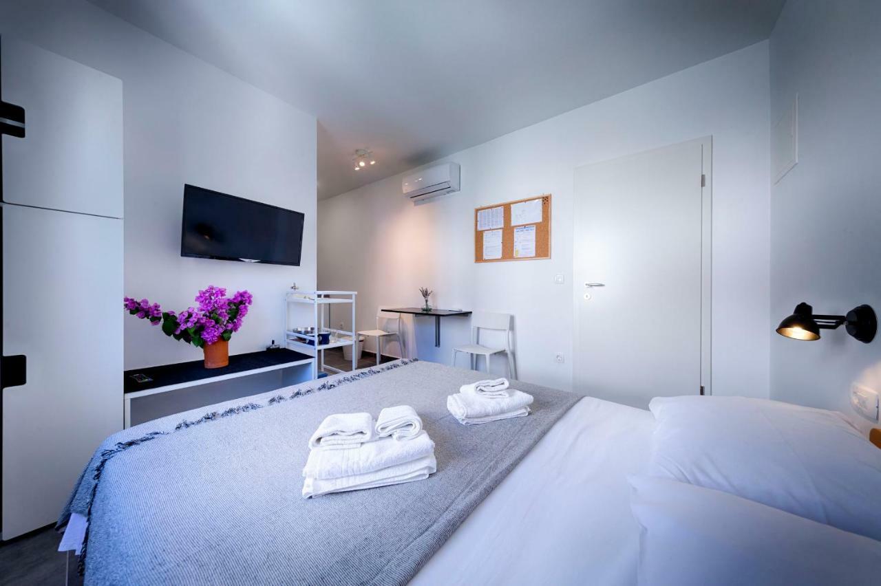 Apartmani Dule Komiža Exteriör bild